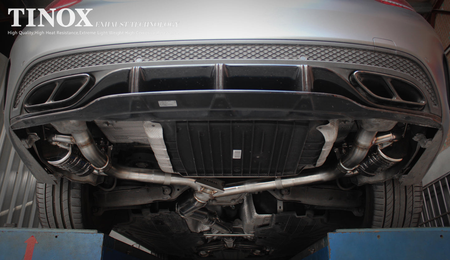 Mercedes-Benz AMG loading