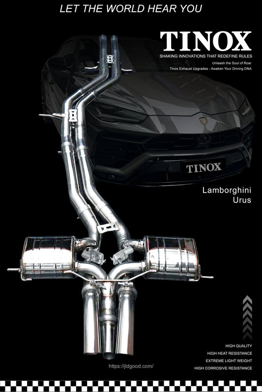 Lamborghini URUS three out